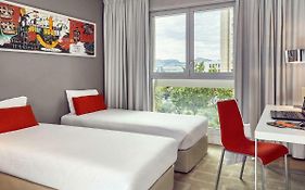 Adagio Centre Aparthotel 3*